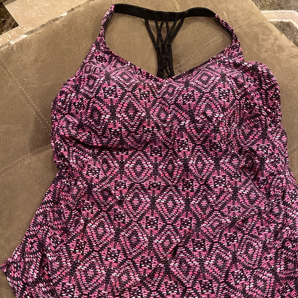 Women’s Plus Size Bathing Suit Top